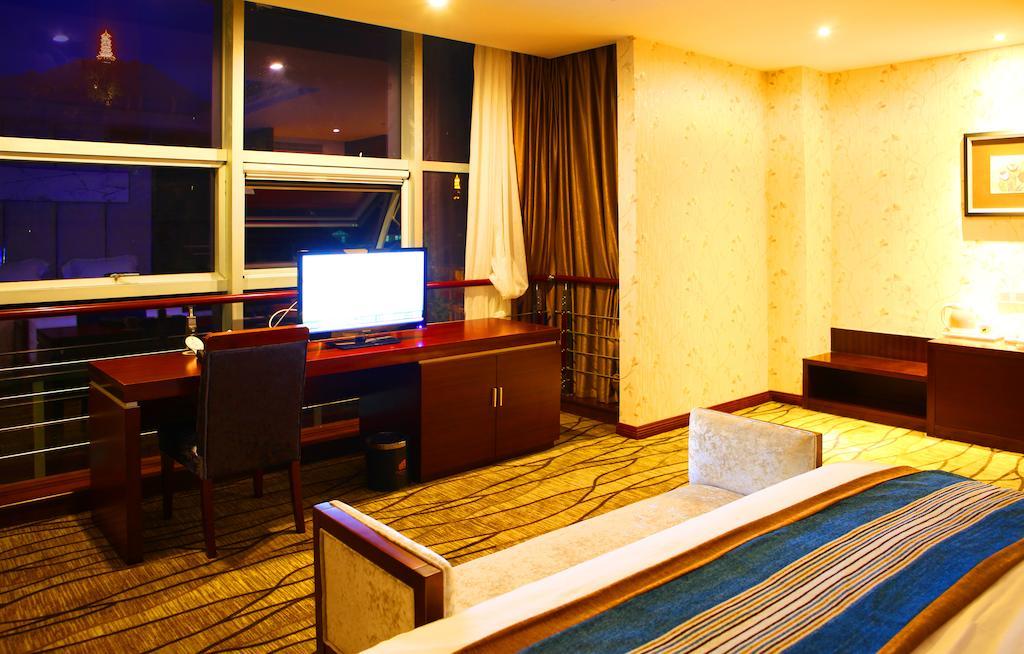 Mingcheng Times Hotel تشنجدو الغرفة الصورة